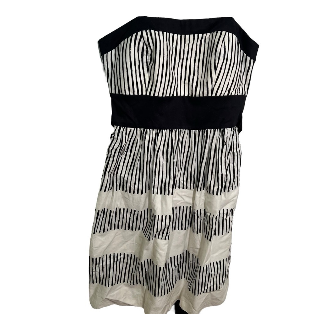 Max and Cleo Women's Sz 6 Strapless Dress Eggshell White Black Stripes Fit Flare